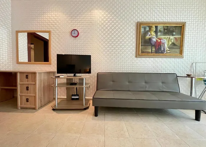 Sunny In Sunny By Flat Mаnаger Апартаменты